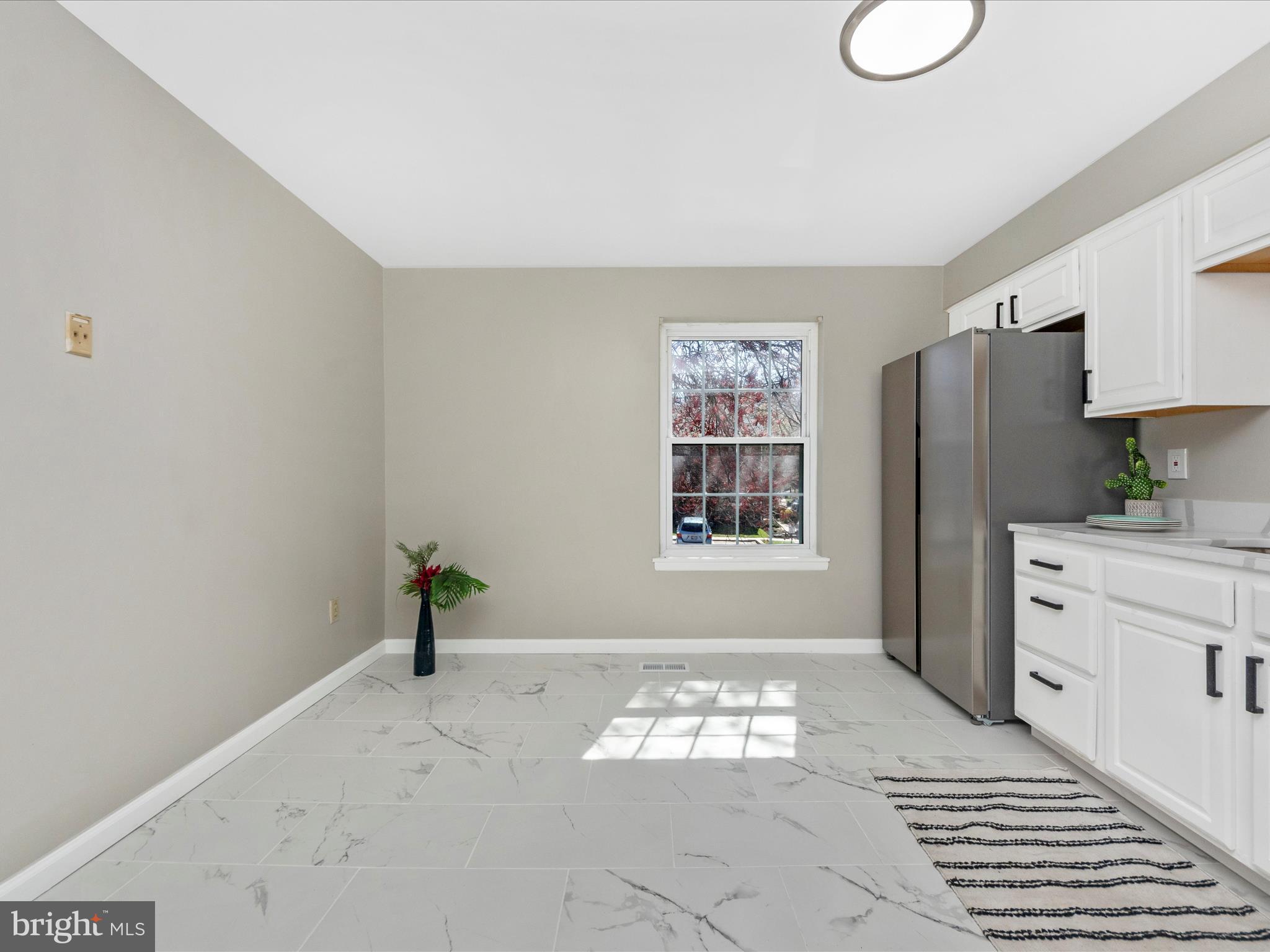 HICKORY HOLLOW - Residential