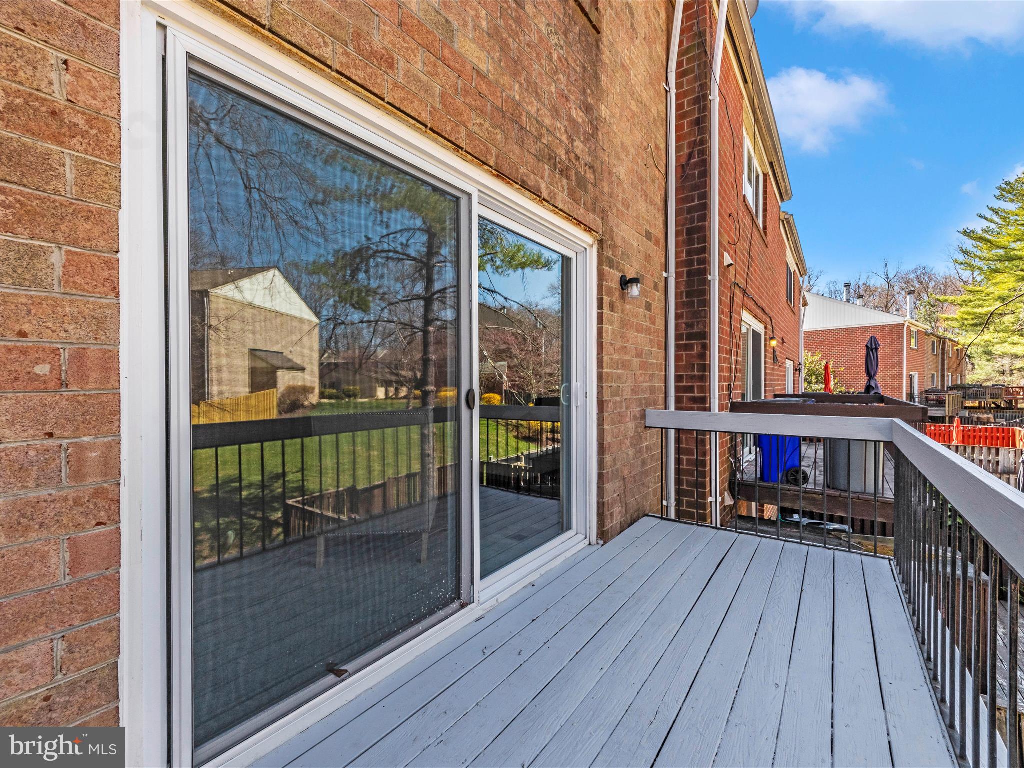 HICKORY HOLLOW - Residential