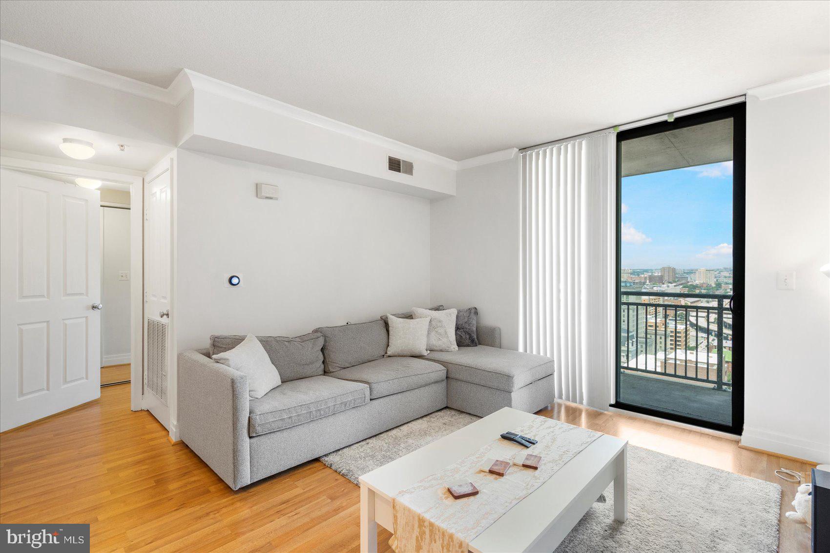 DOWNTOWN - Residential