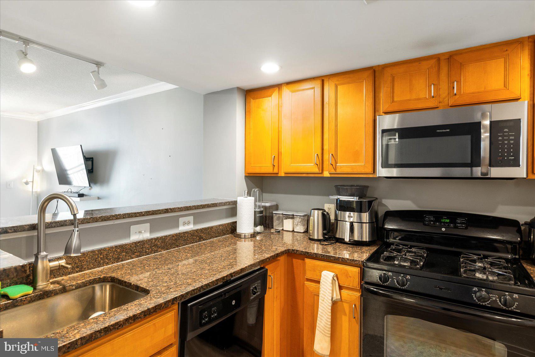 414 WATER STREET 2106