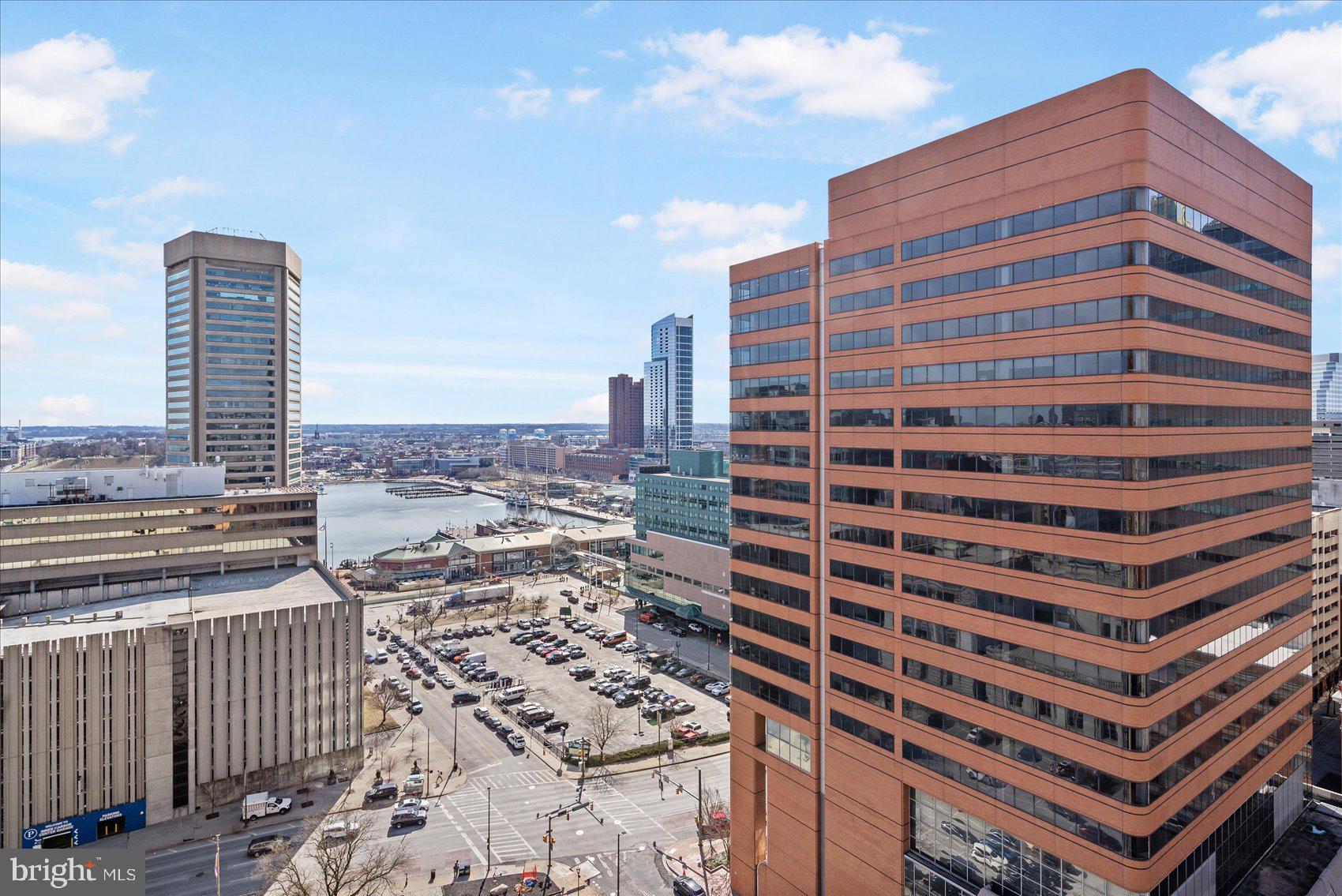 DOWNTOWN - Residential