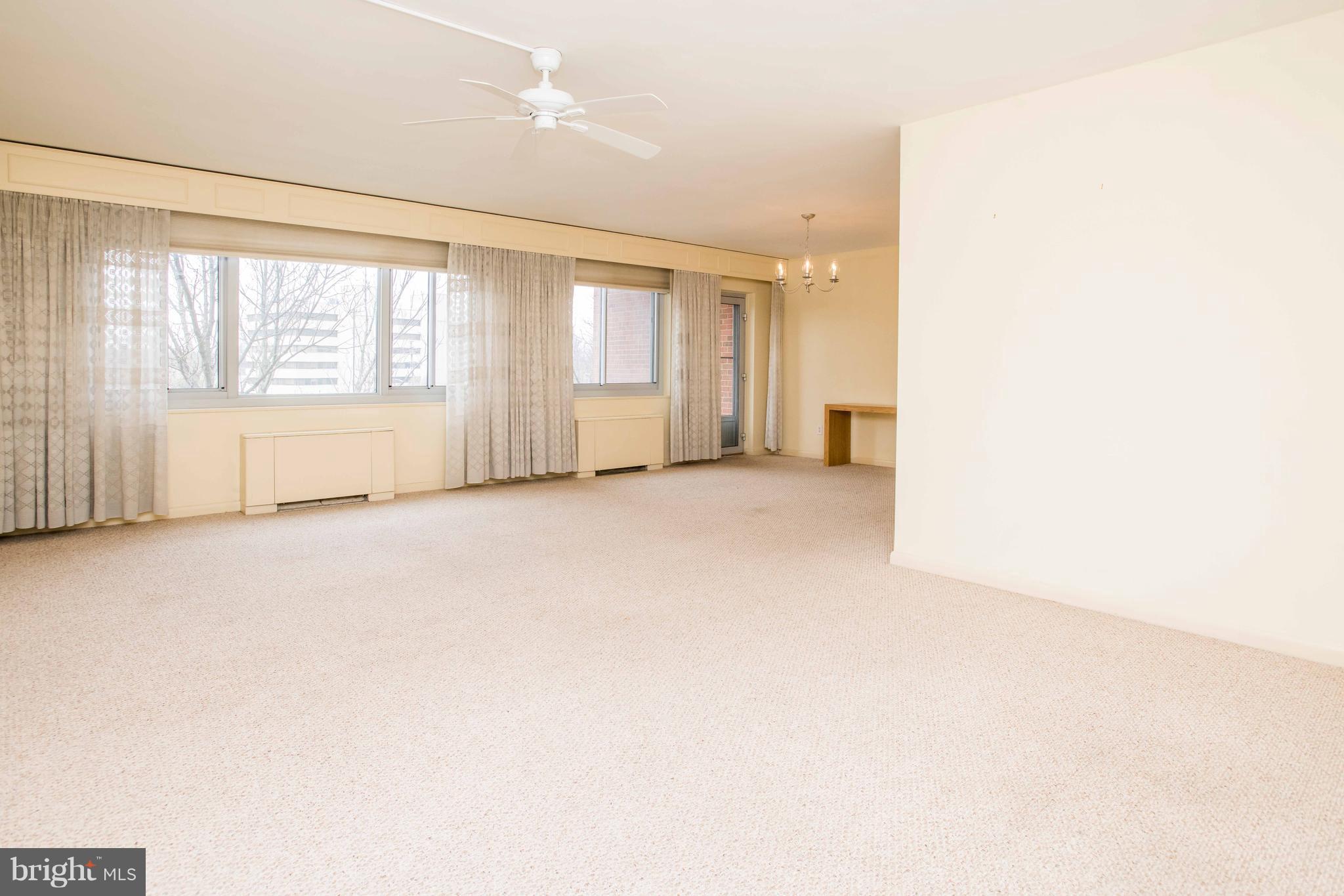 ELEVEN SLADE - Residential