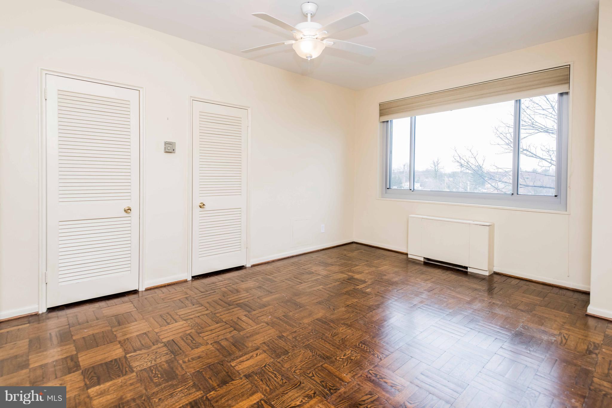 ELEVEN SLADE - Residential