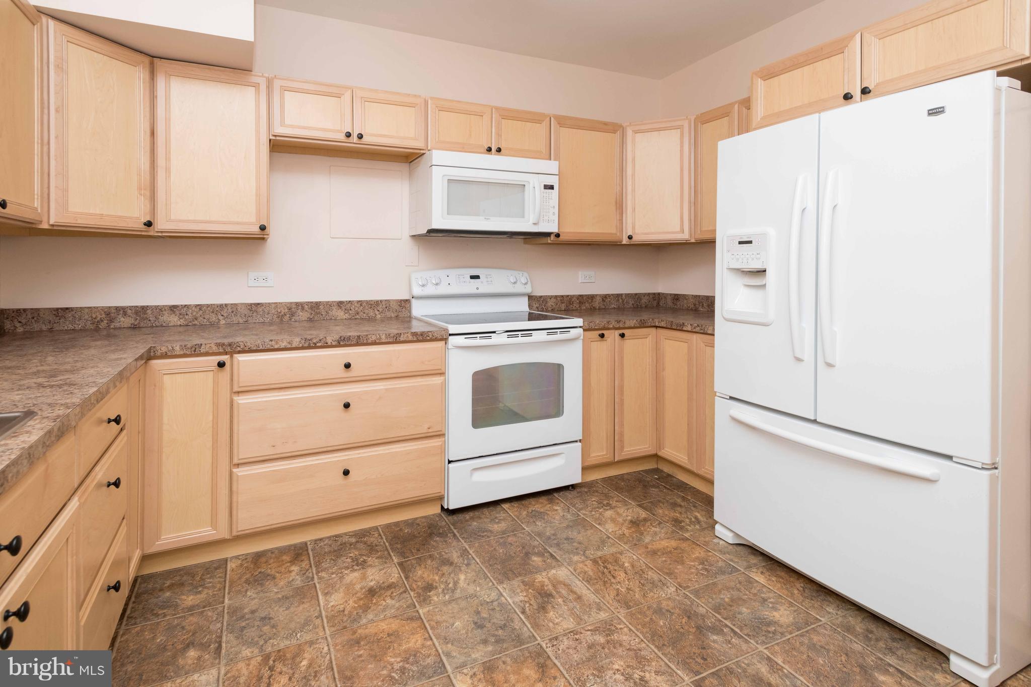 ELEVEN SLADE - Residential