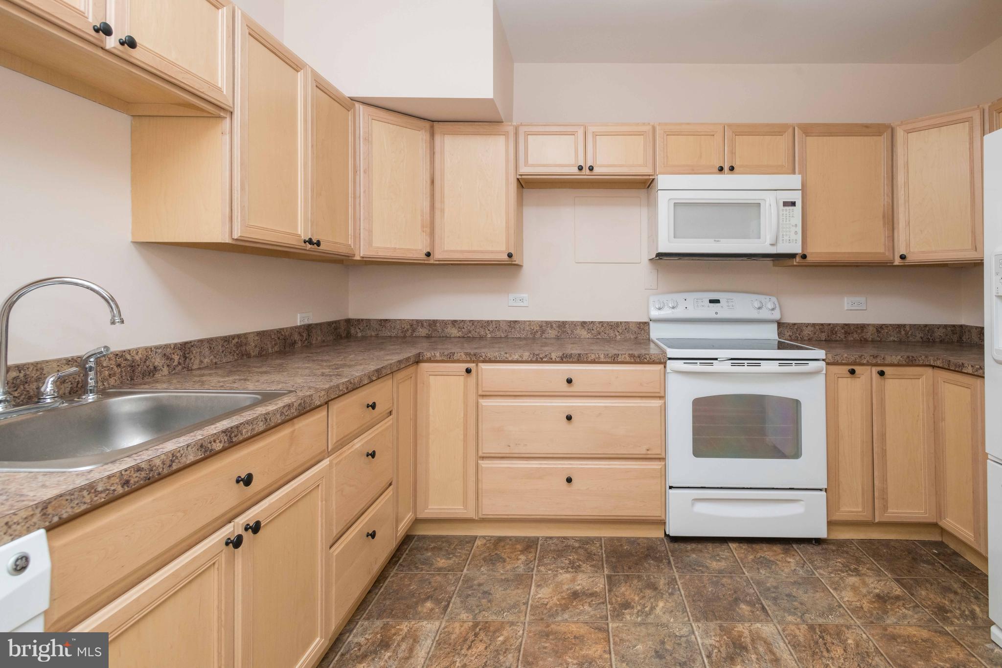 ELEVEN SLADE - Residential