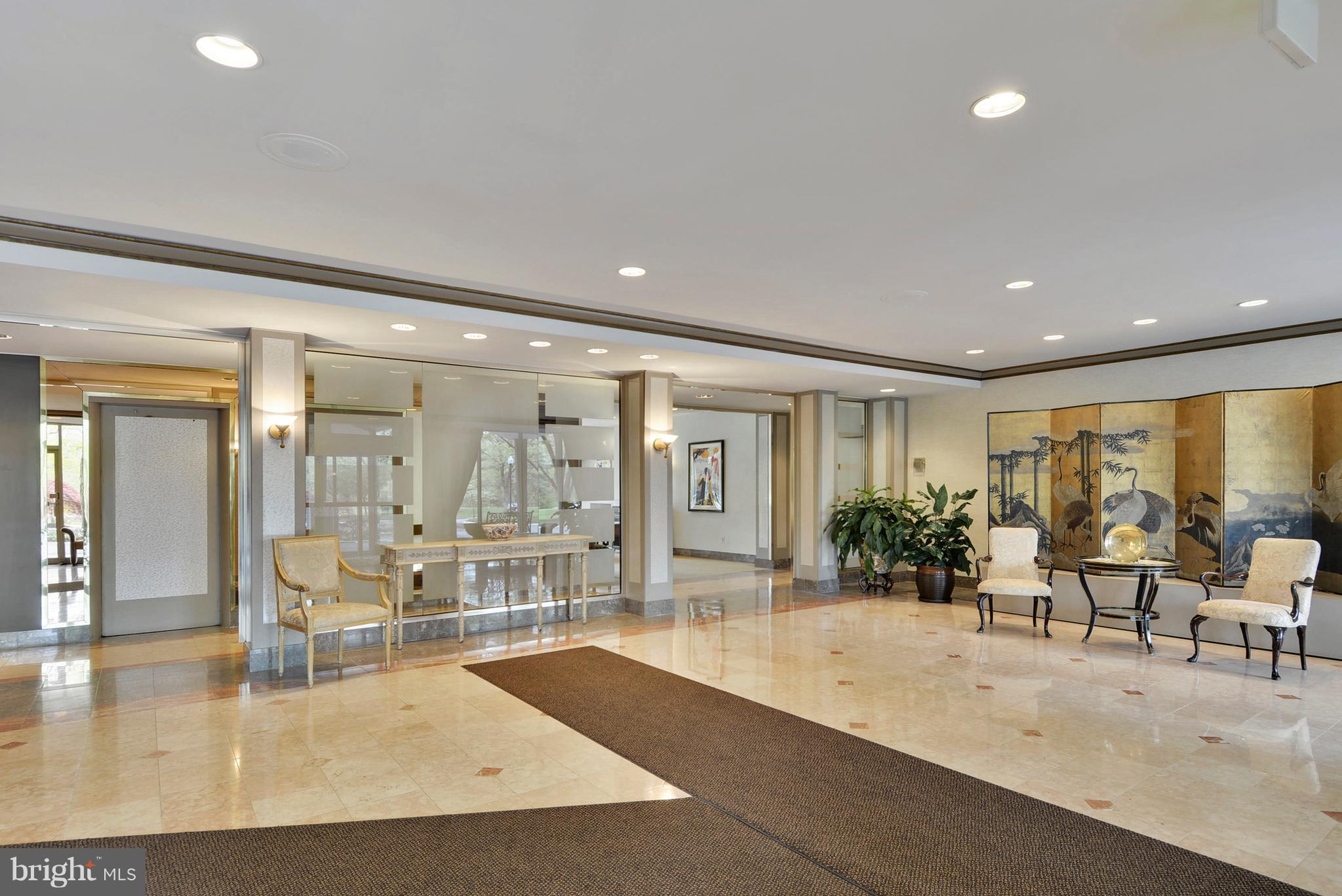 ELEVEN SLADE - Residential