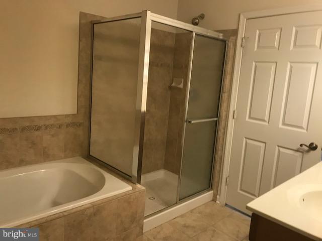 GUILFORD MEWS - Residential