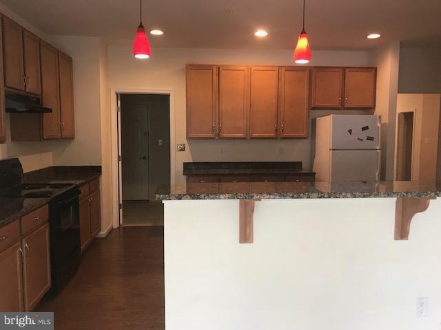 GUILFORD MEWS - Residential