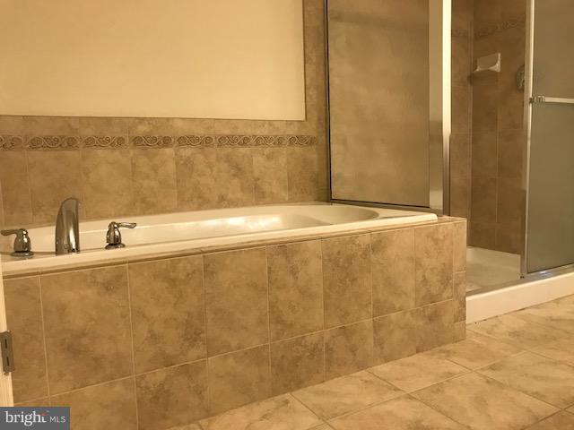 GUILFORD MEWS - Residential