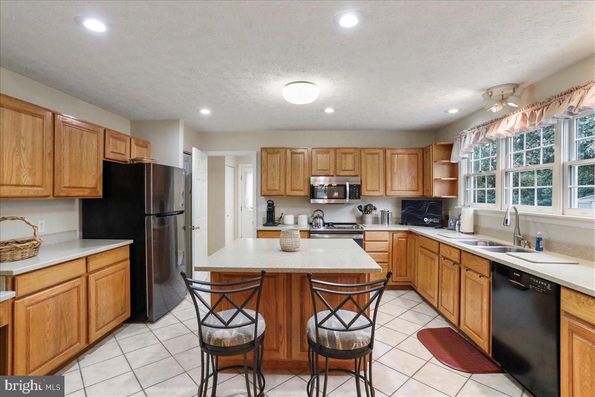 WINDOVER HILLS - Residential