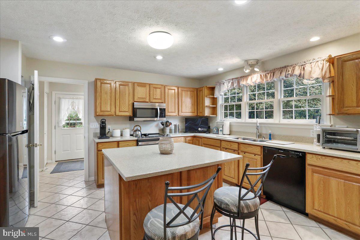 WINDOVER HILLS - Residential