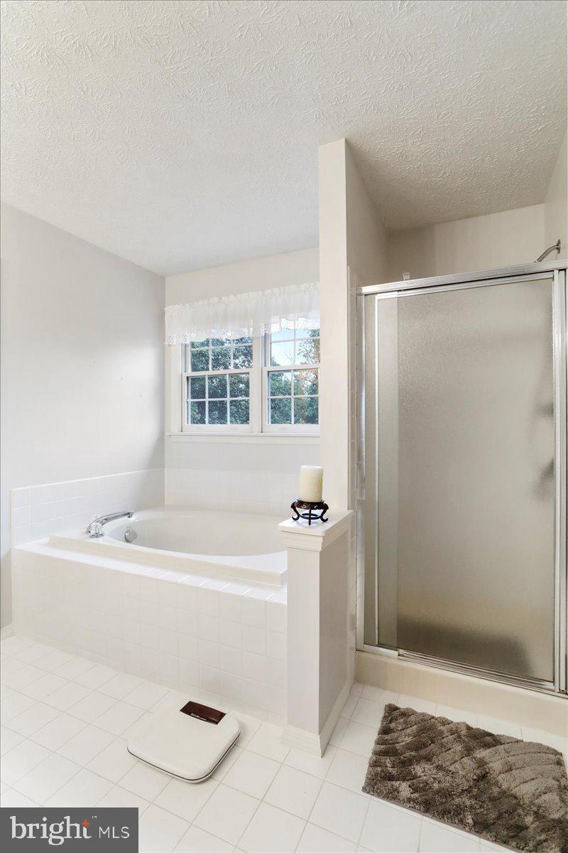 WINDOVER HILLS - Residential