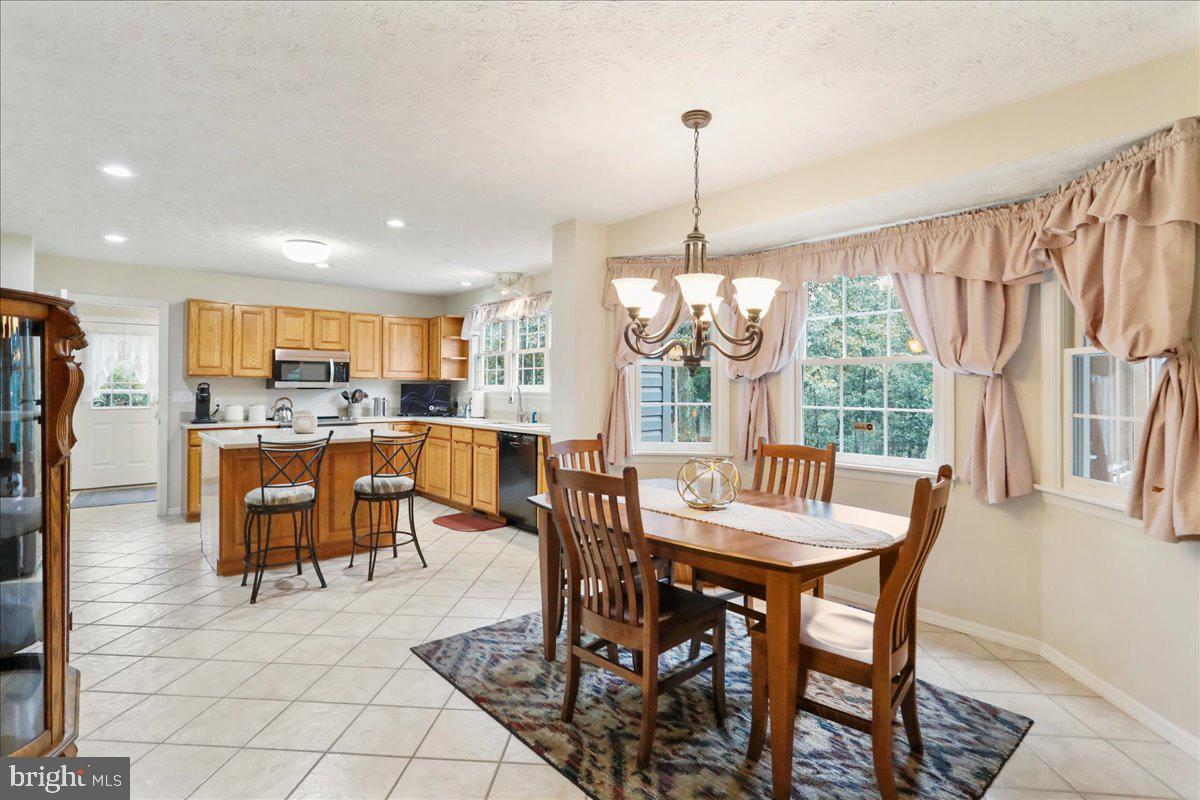 WINDOVER HILLS - Residential