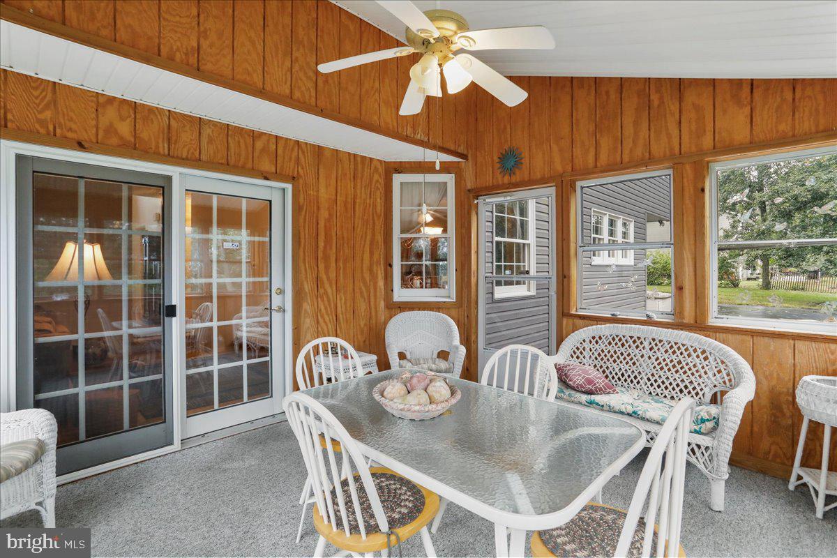 WINDOVER HILLS - Residential