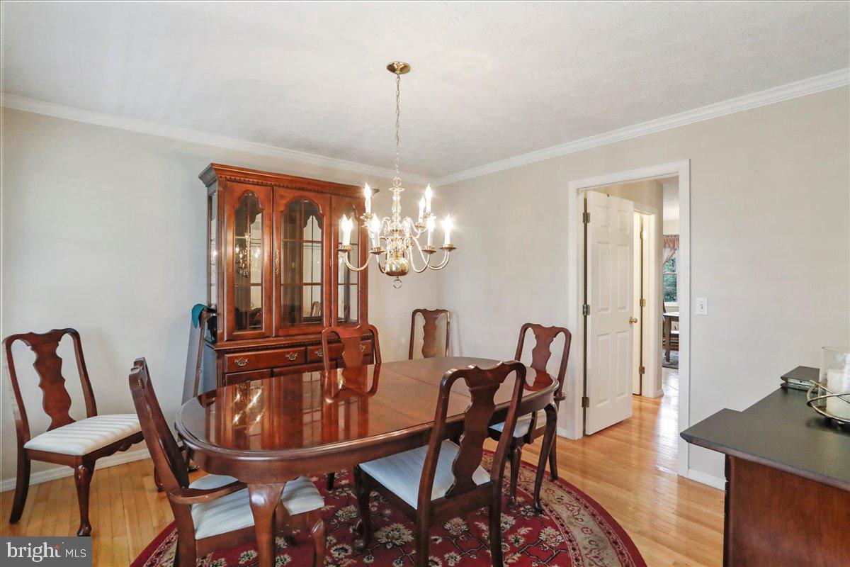 WINDOVER HILLS - Residential