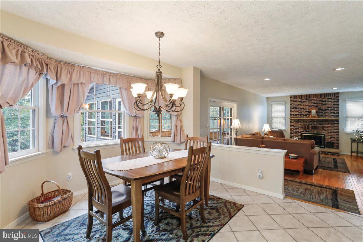 WINDOVER HILLS - Residential