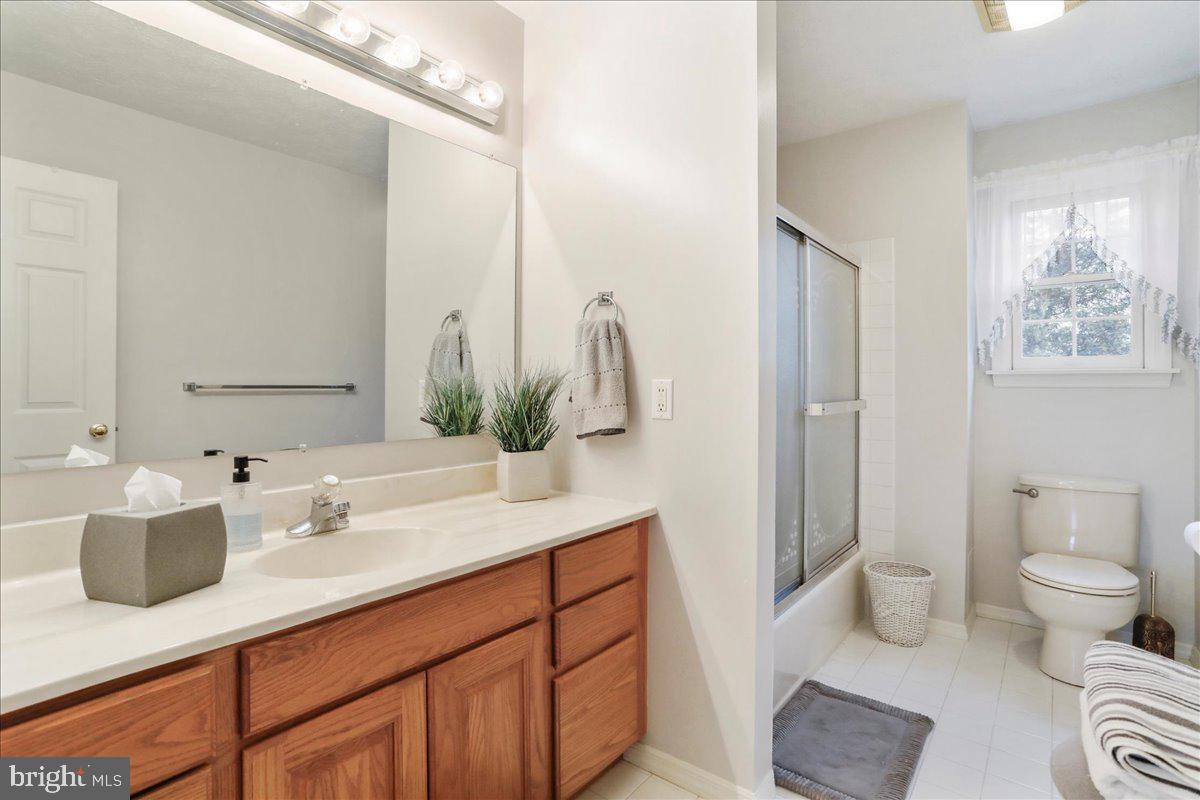 WINDOVER HILLS - Residential