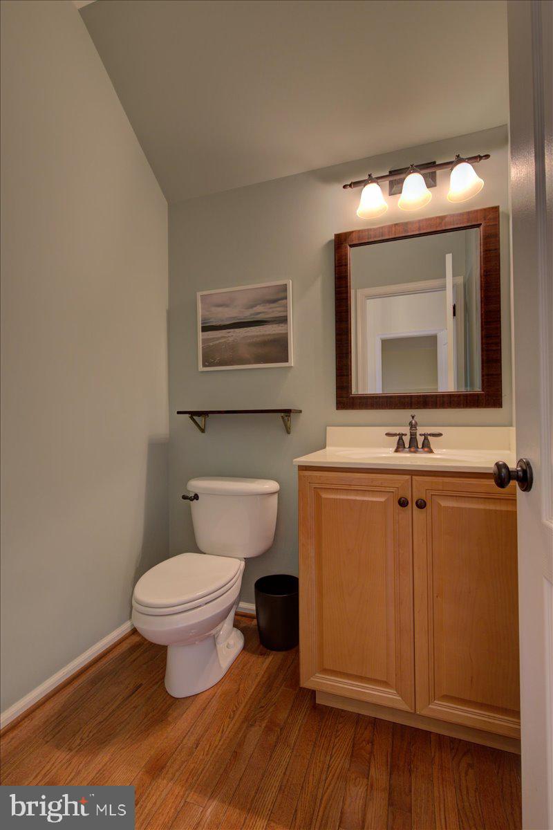 WOODS EDGE - Residential