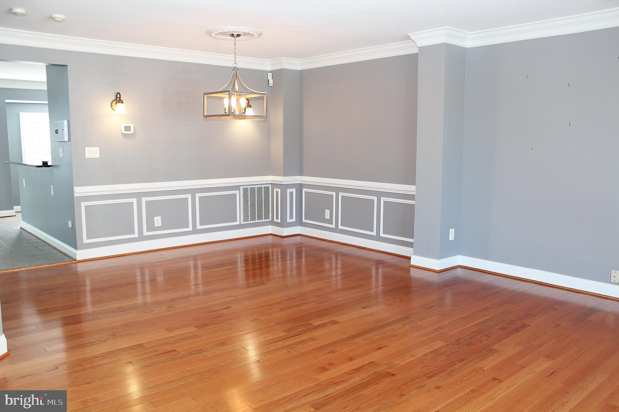 3335 WILTON CREST COURT