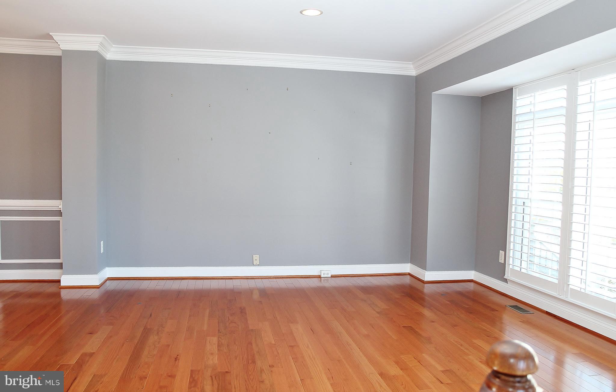 3335 WILTON CREST COURT