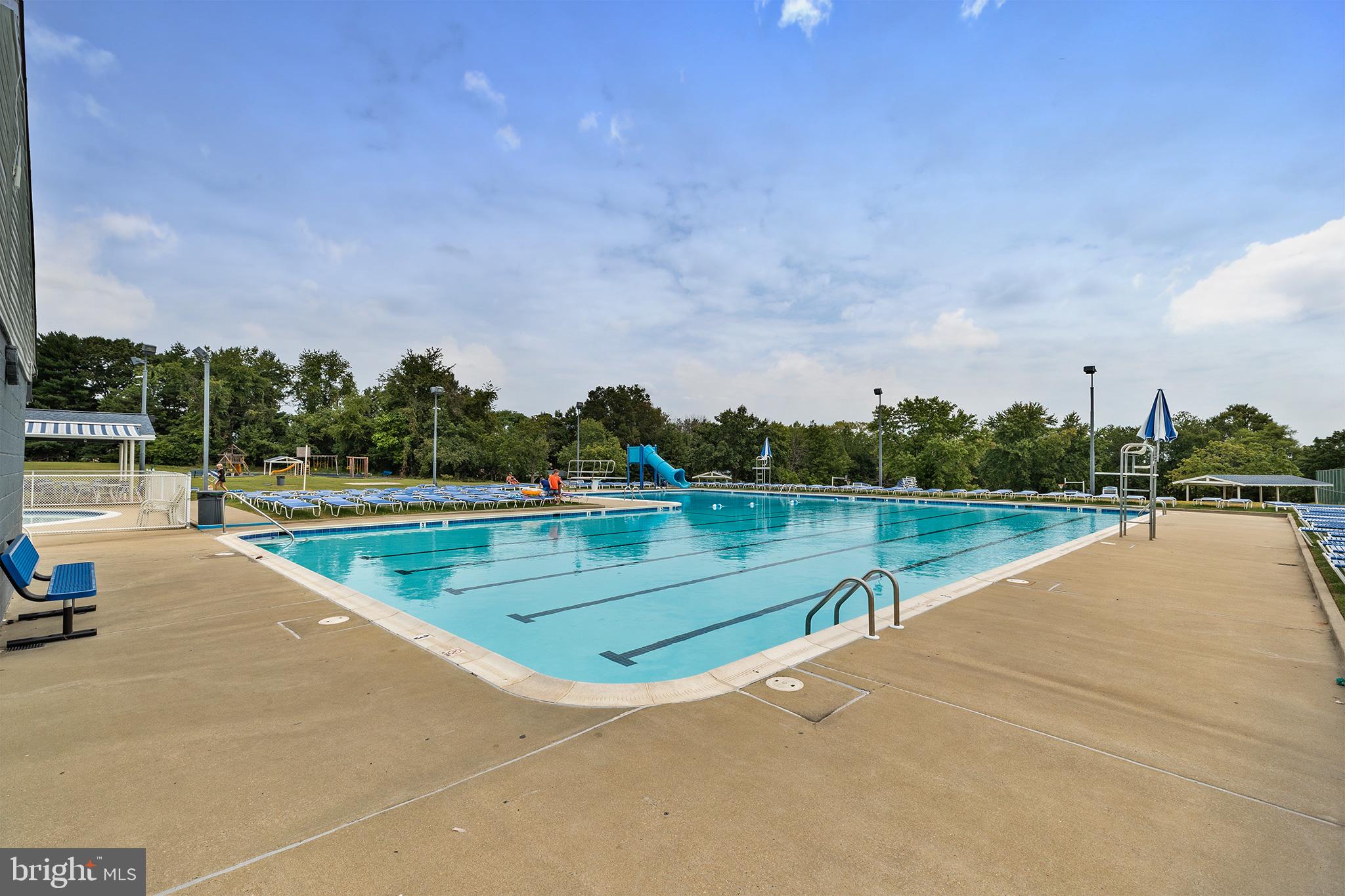 HILLSIDE ACRES - Residential