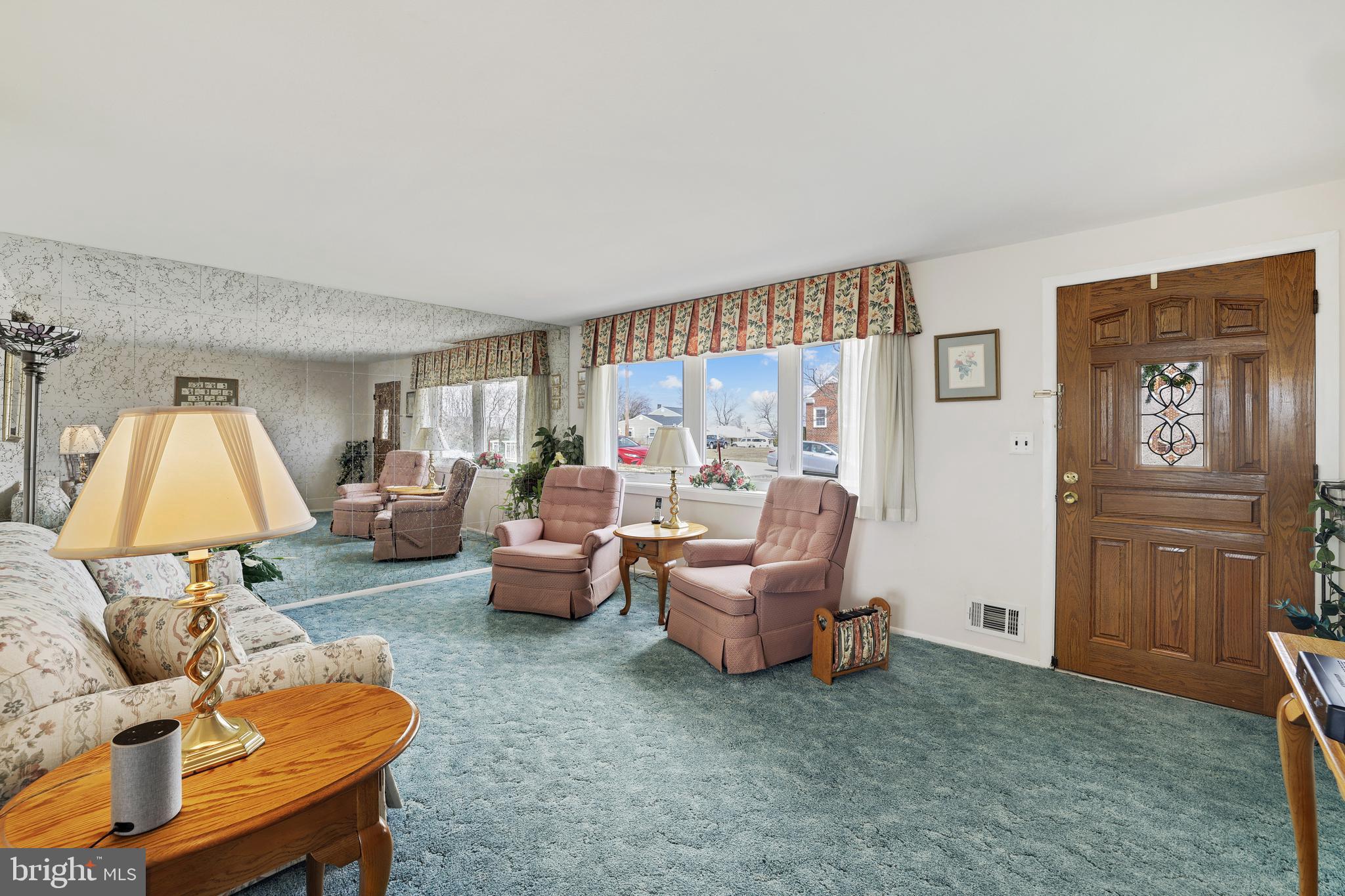 HILLSIDE ACRES - Residential