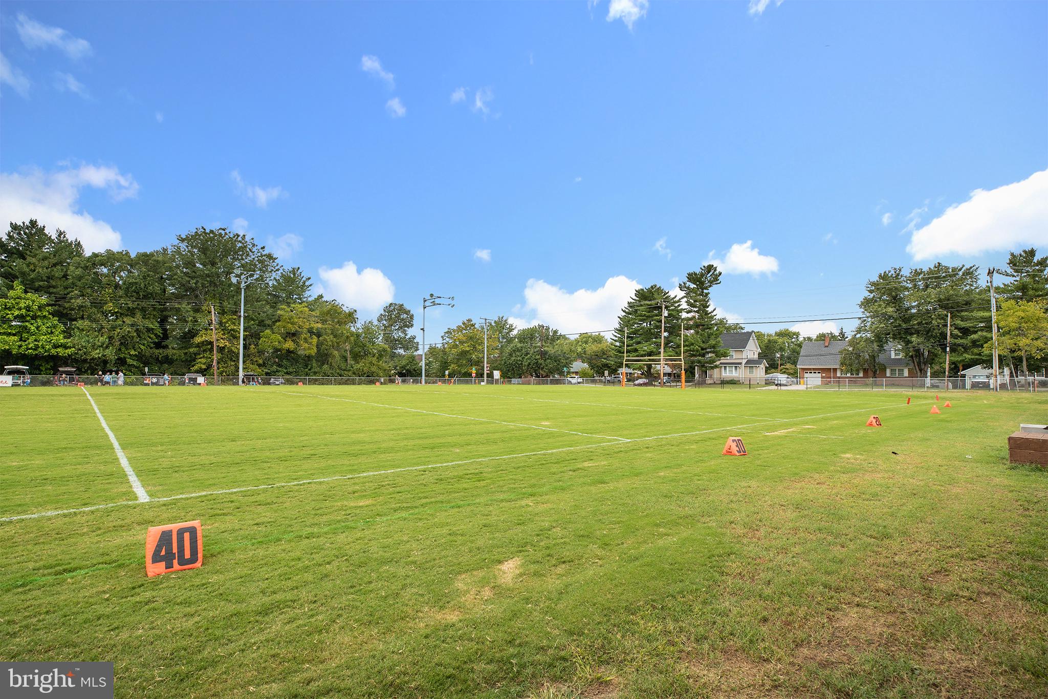 HILLSIDE ACRES - Residential