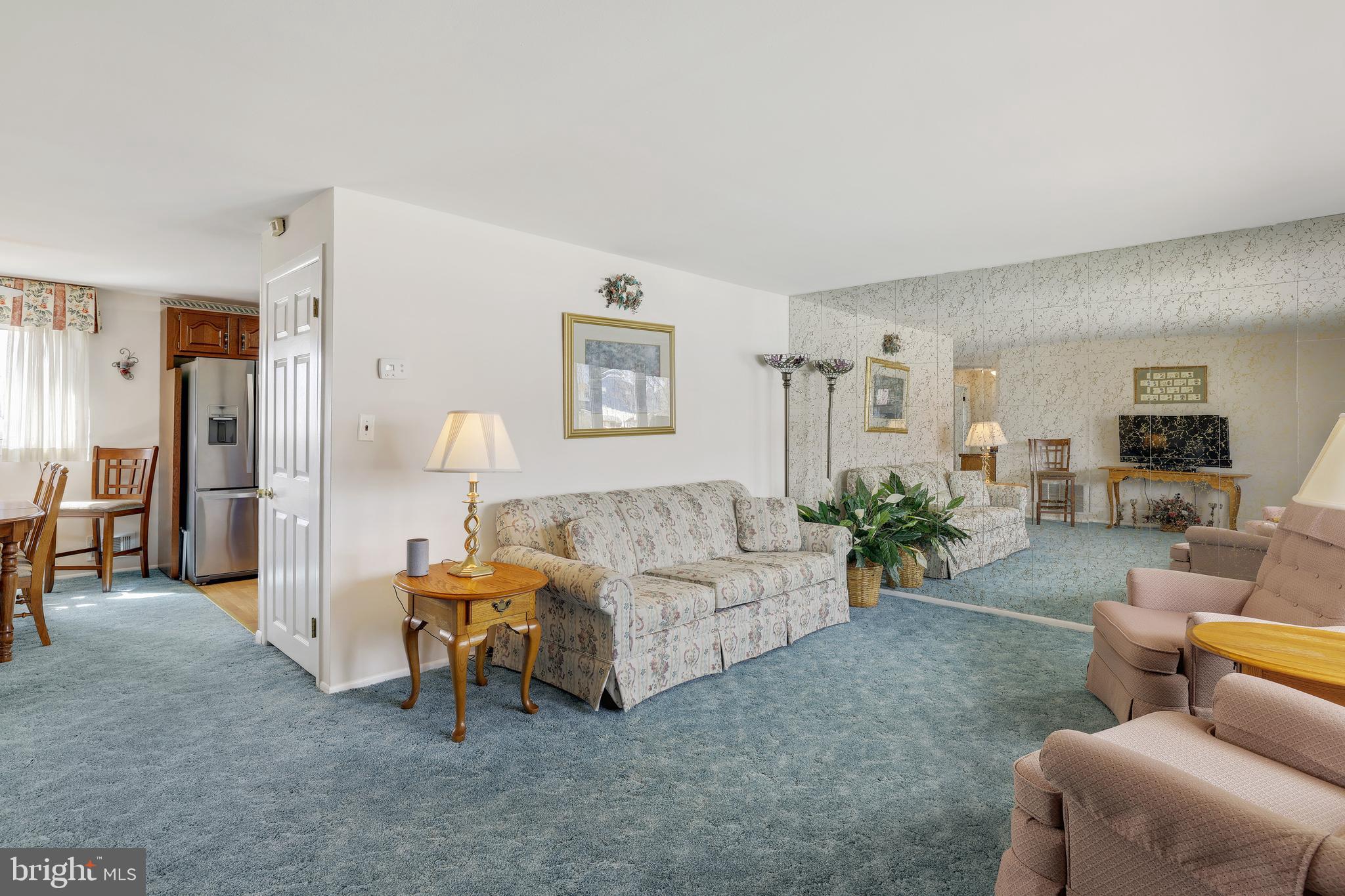 HILLSIDE ACRES - Residential