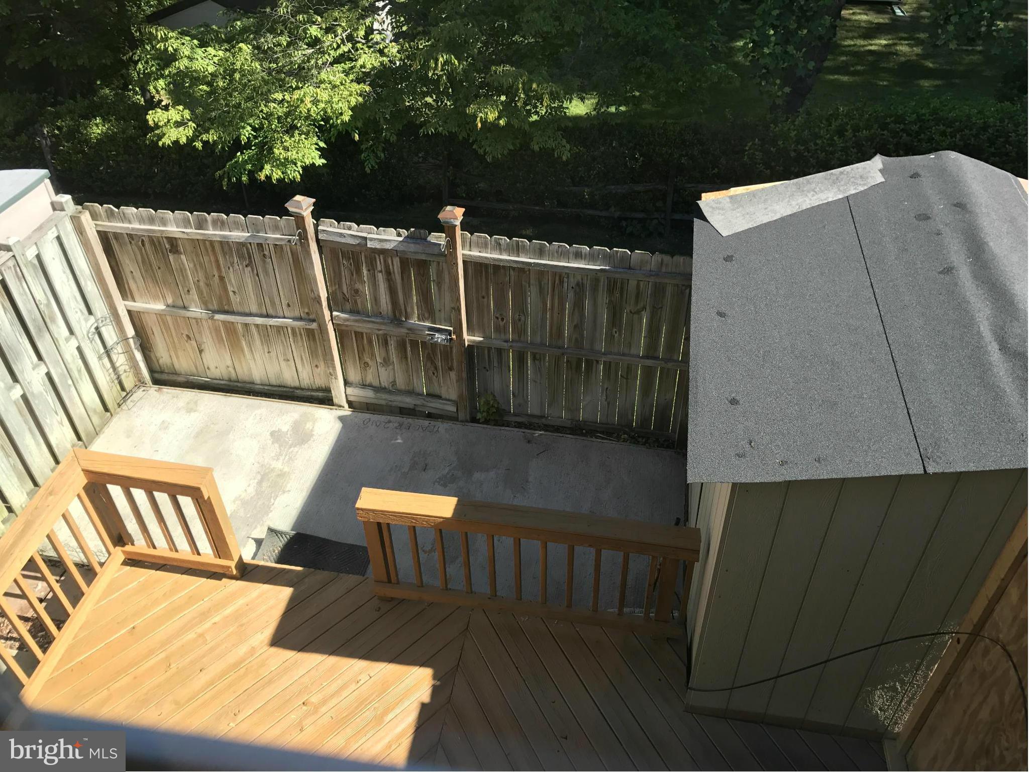 ROLLINGWOOD VILLAGE - Residential Lease