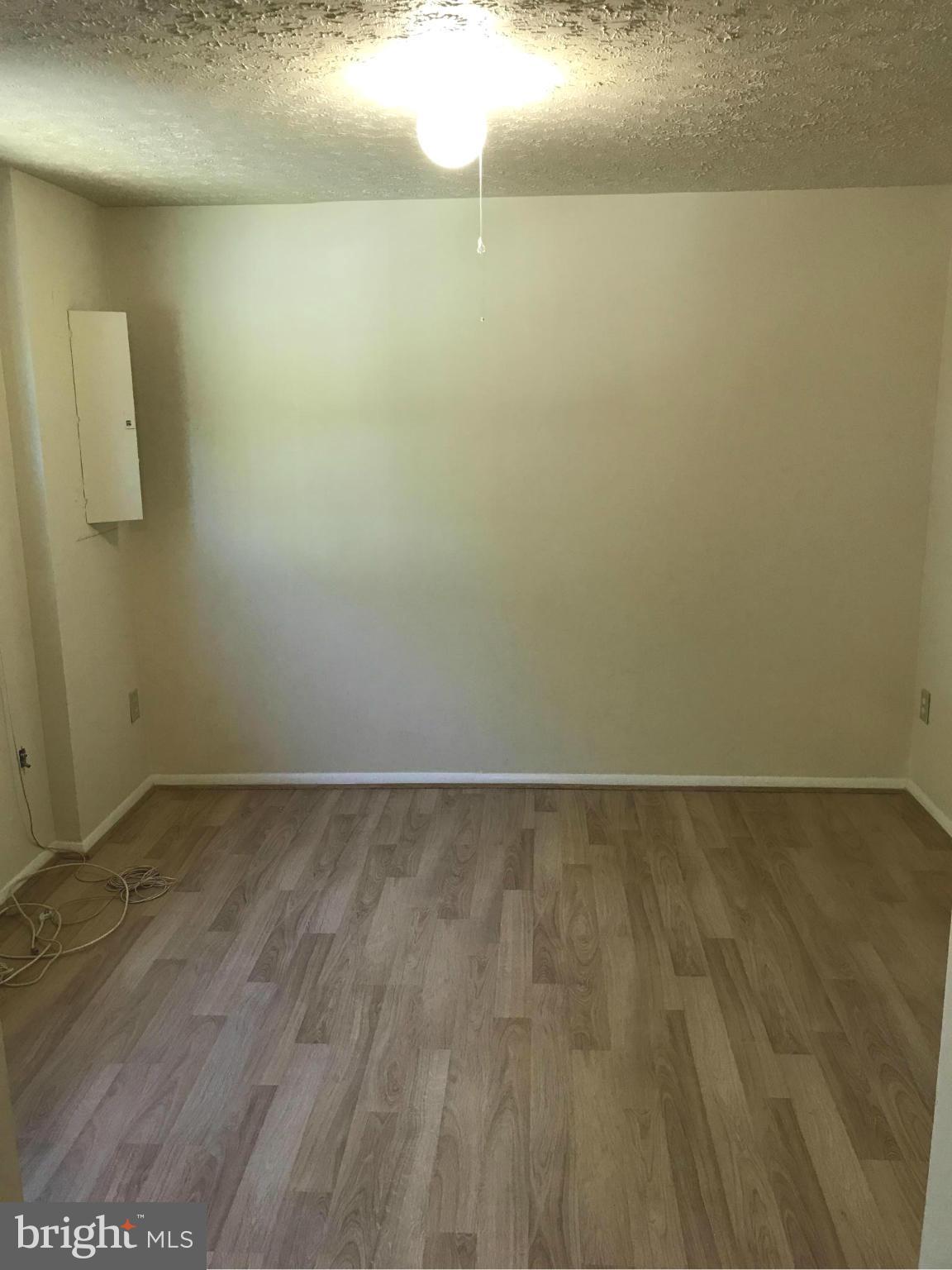 ROLLINGWOOD VILLAGE - Residential Lease