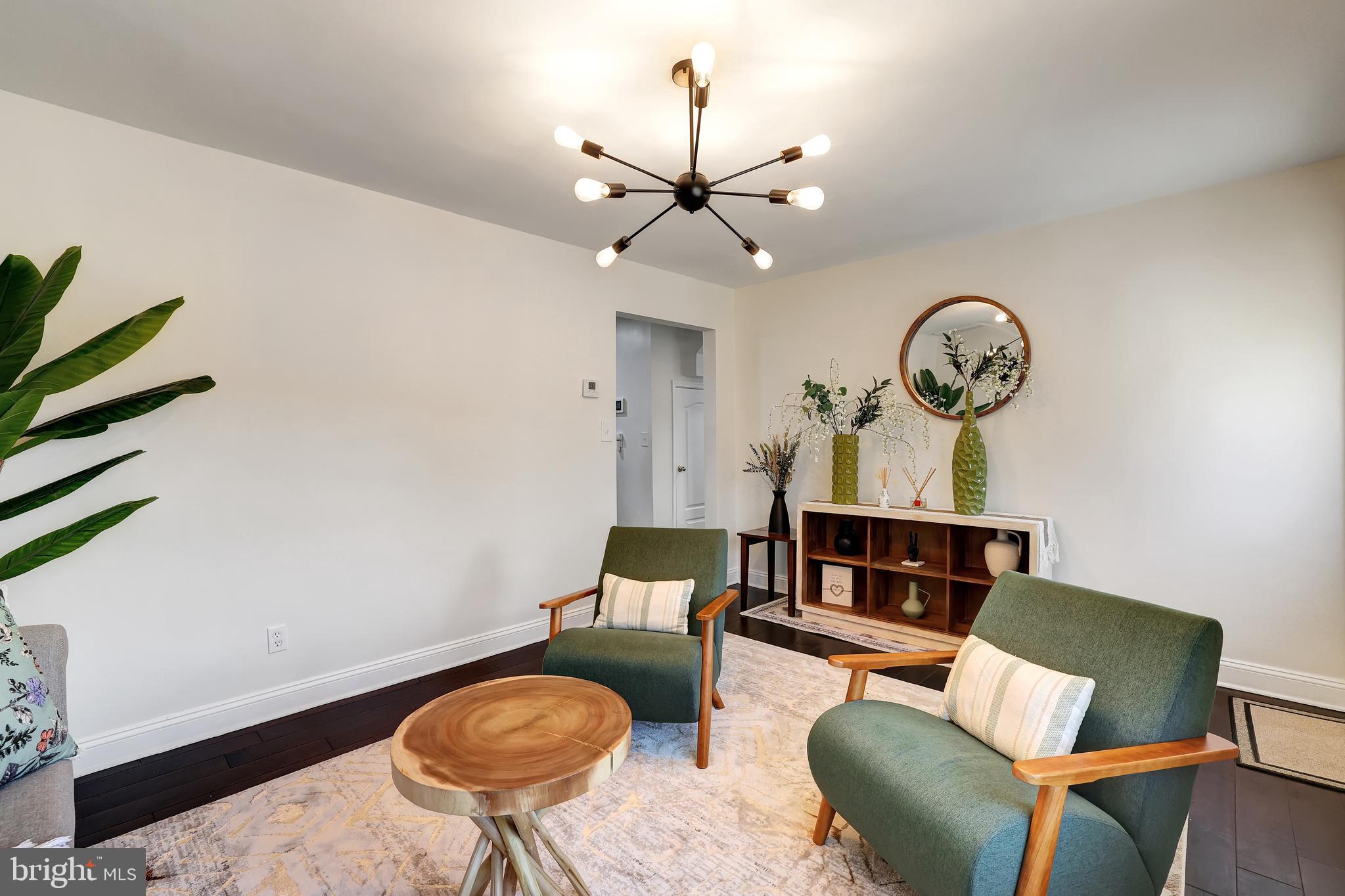8505 ROSEMONT CIRCLE