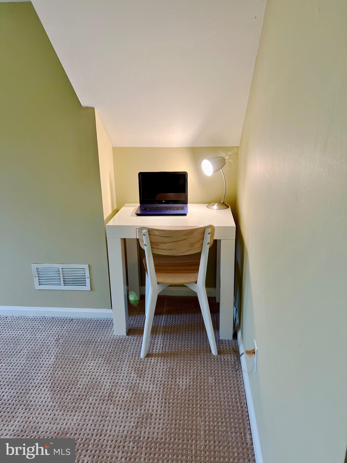 WESTBRIAR COUNTRY CLUB HILLS - Residential Lease