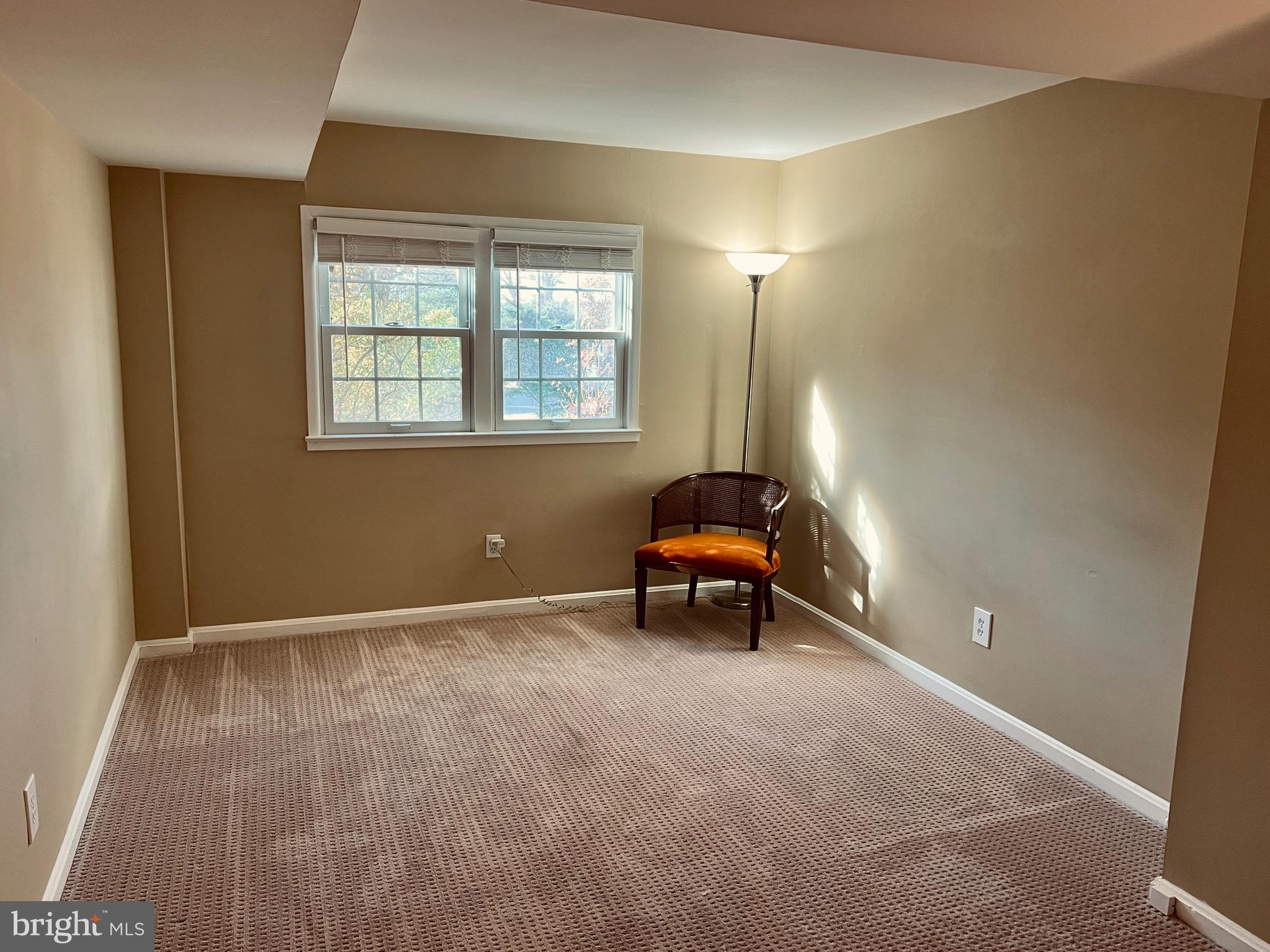 WESTBRIAR COUNTRY CLUB HILLS - Residential Lease