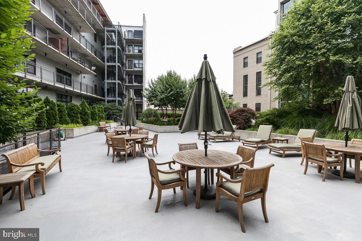 LITTLE ITALY - Residential