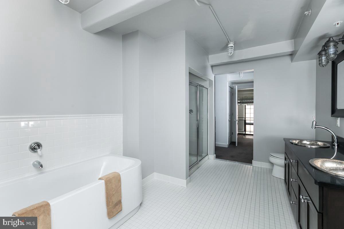 LITTLE ITALY - Residential