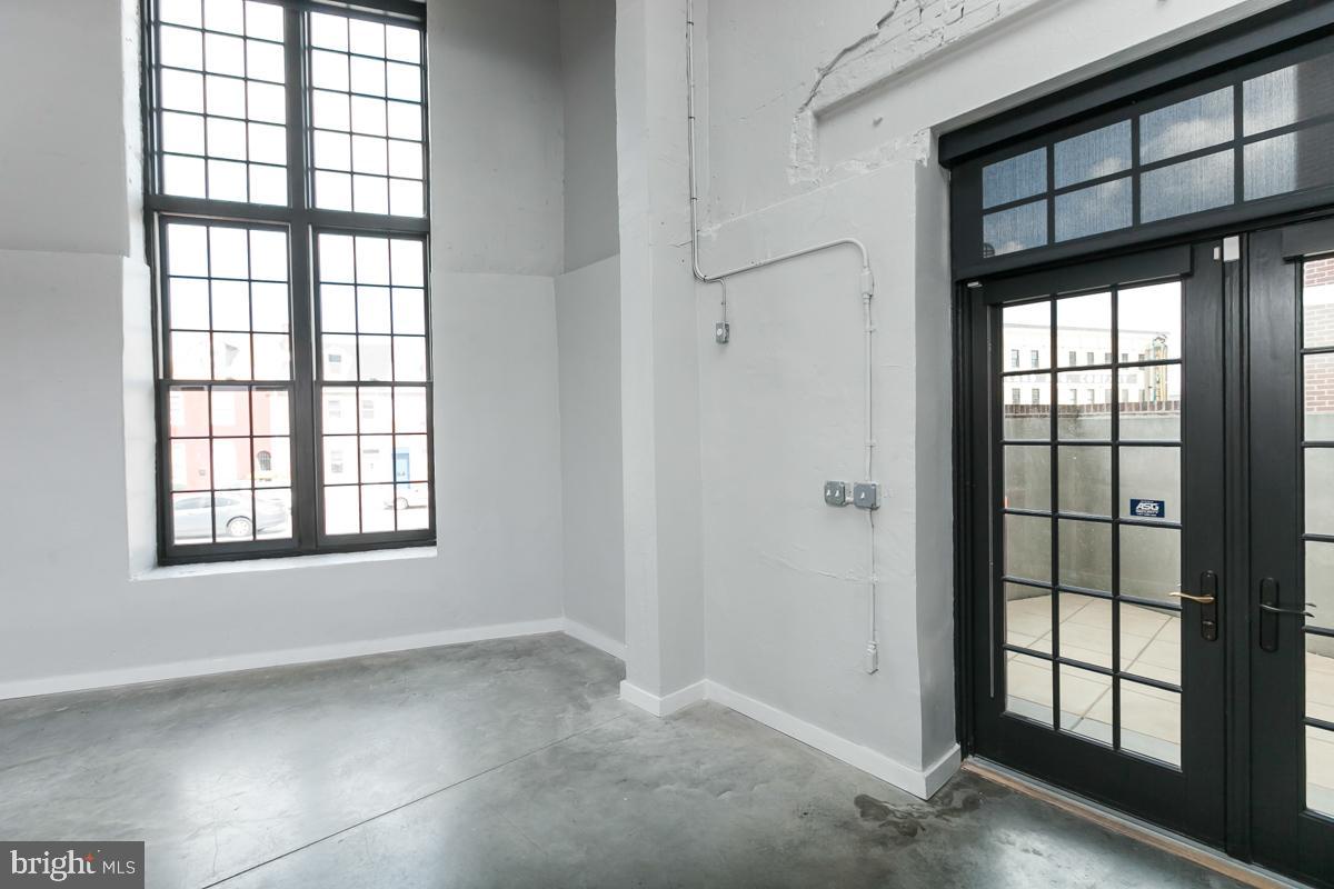 LITTLE ITALY - Residential