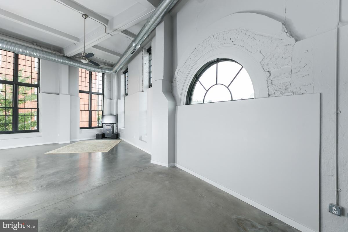 LITTLE ITALY - Residential