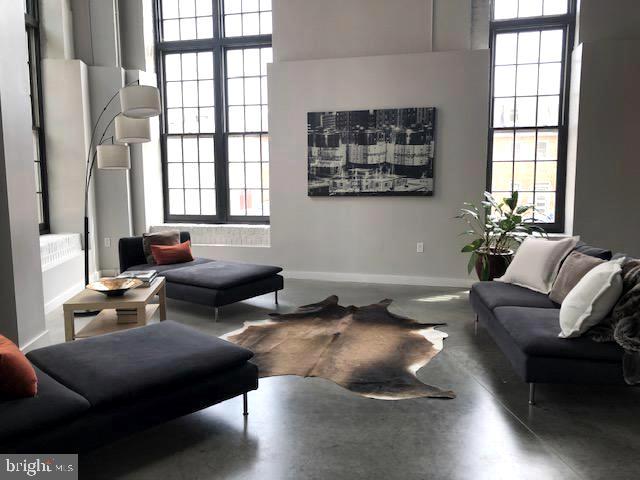 LITTLE ITALY - Residential