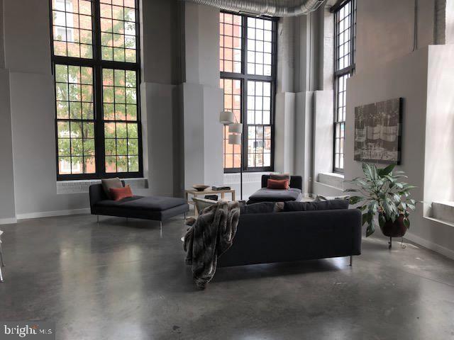 LITTLE ITALY - Residential