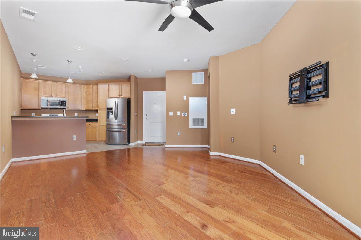 HALSTEAD AT THE METRO - Residential