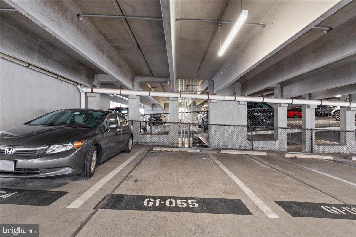 HALSTEAD AT THE METRO - Residential