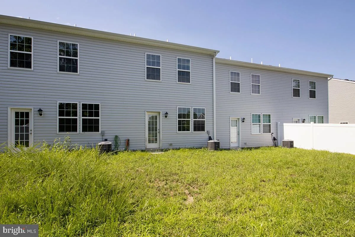 Sicklerville, New Jersey 08081, United States, 3 Bedrooms Bedrooms, ,3 BathroomsBathrooms,Residential,Pending,48966