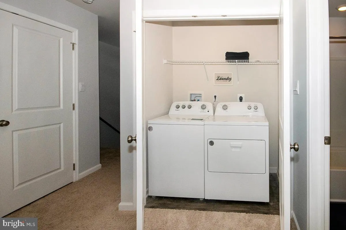 Sicklerville, New Jersey 08081, United States, 3 Bedrooms Bedrooms, ,3 BathroomsBathrooms,Residential,Pending,48966