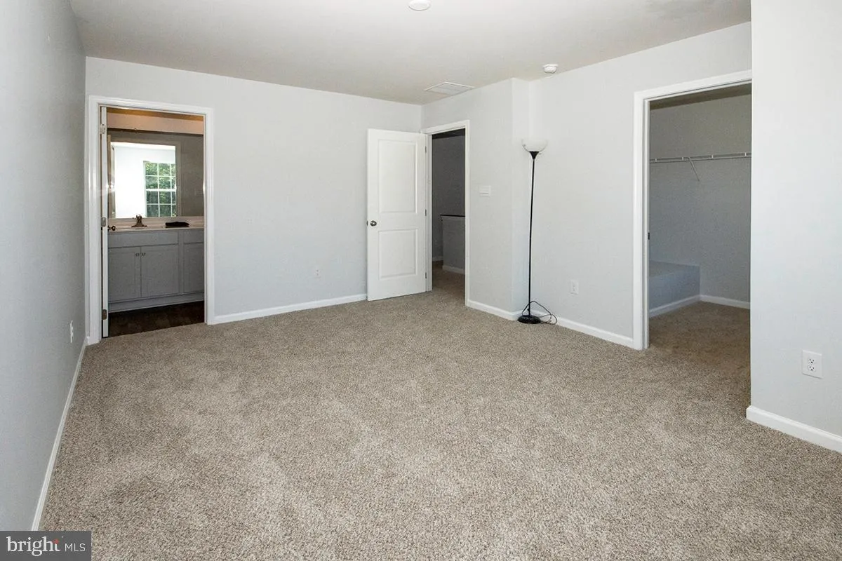 Sicklerville, New Jersey 08081, United States, 3 Bedrooms Bedrooms, ,3 BathroomsBathrooms,Residential,Pending,48966