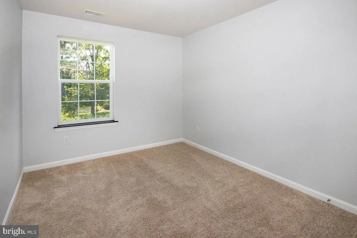 Sicklerville, New Jersey 08081, United States, 3 Bedrooms Bedrooms, ,3 BathroomsBathrooms,Residential,Pending,48966