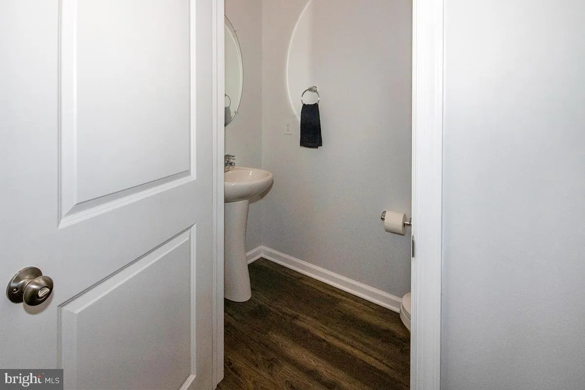 Sicklerville, New Jersey 08081, United States, 3 Bedrooms Bedrooms, ,3 BathroomsBathrooms,Residential,Pending,48966