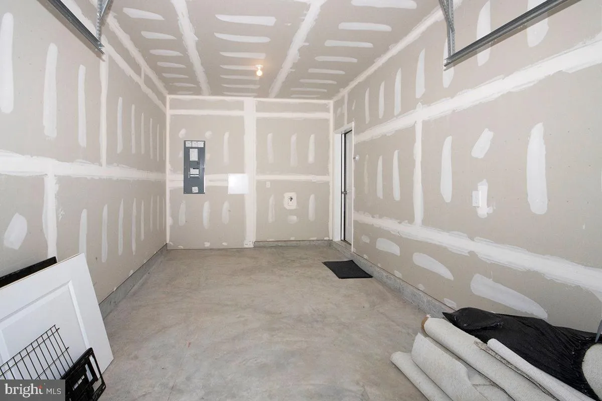 Sicklerville, New Jersey 08081, United States, 3 Bedrooms Bedrooms, ,3 BathroomsBathrooms,Residential,Pending,48966