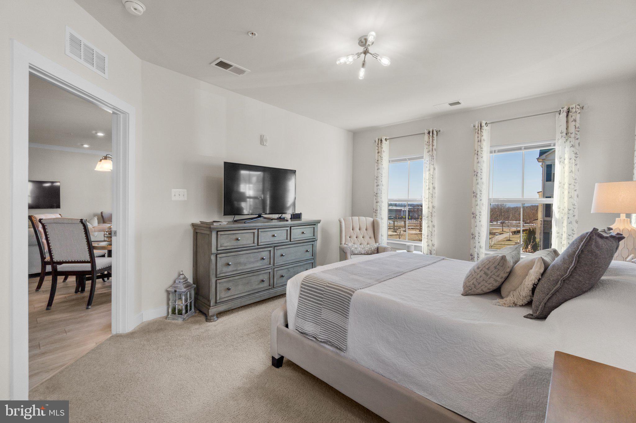 LINGANORE GARDEN CONDOMINIUMS - Residential