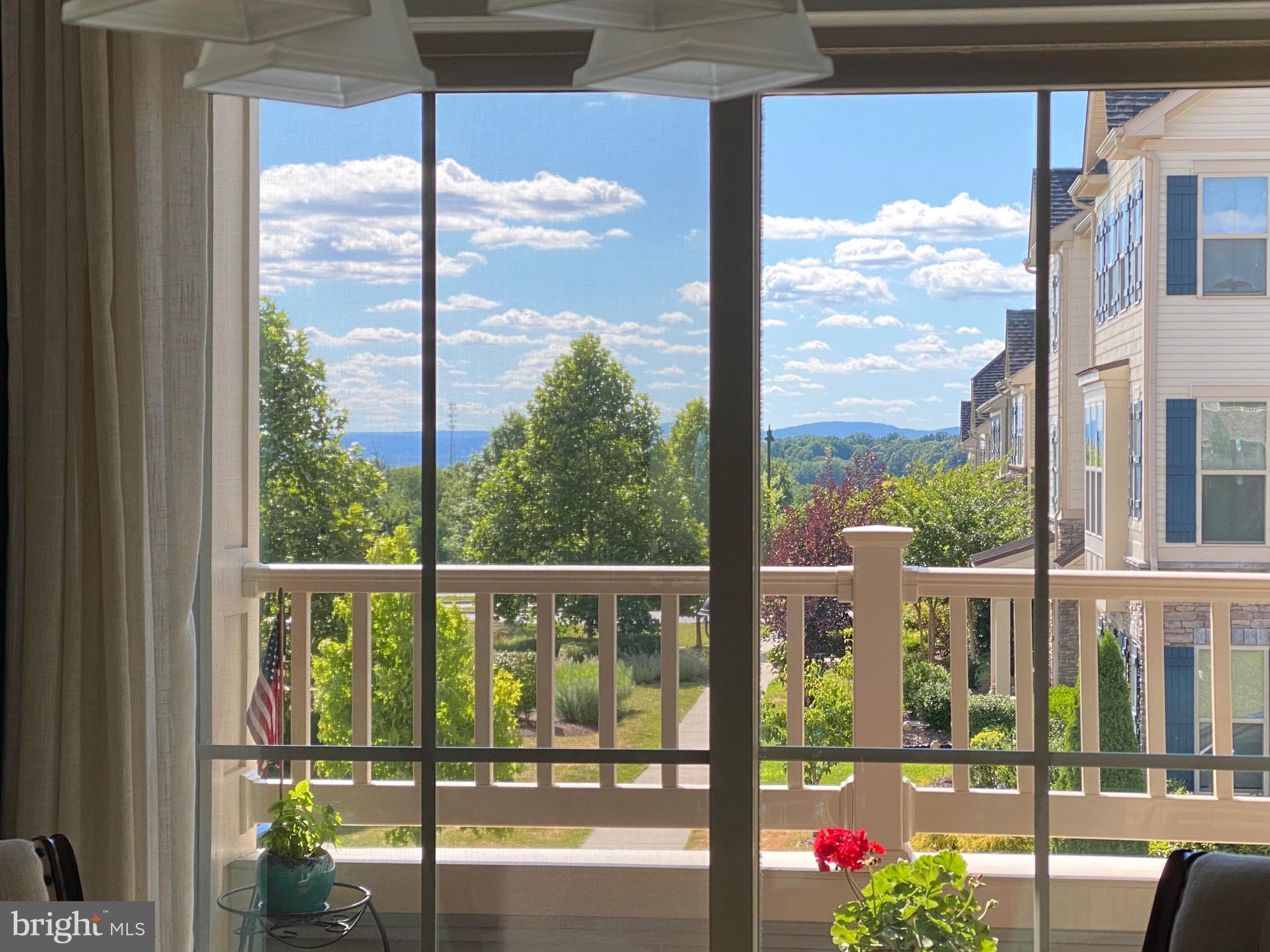 LINGANORE GARDEN CONDOMINIUMS - Residential