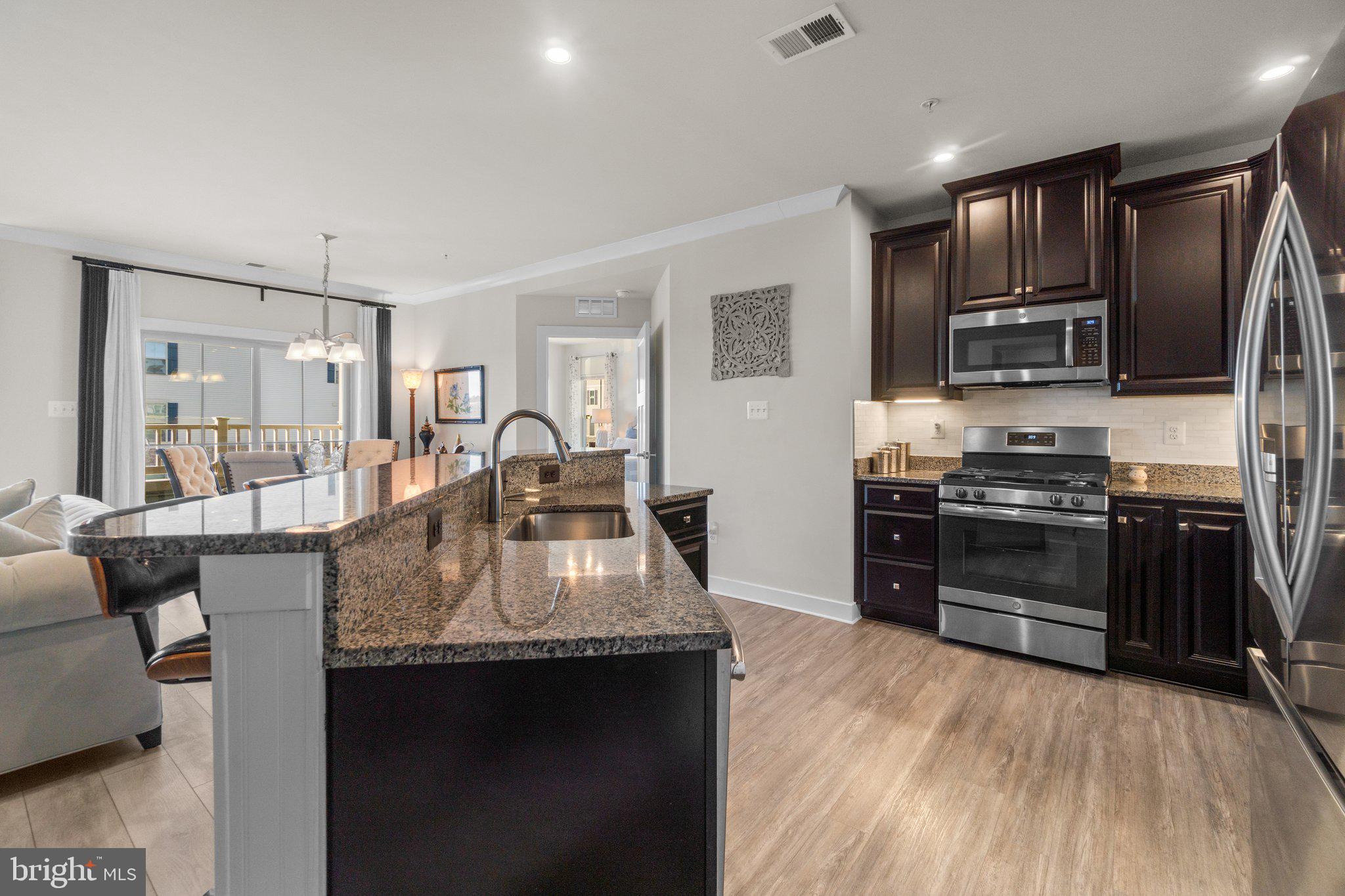 LINGANORE GARDEN CONDOMINIUMS - Residential